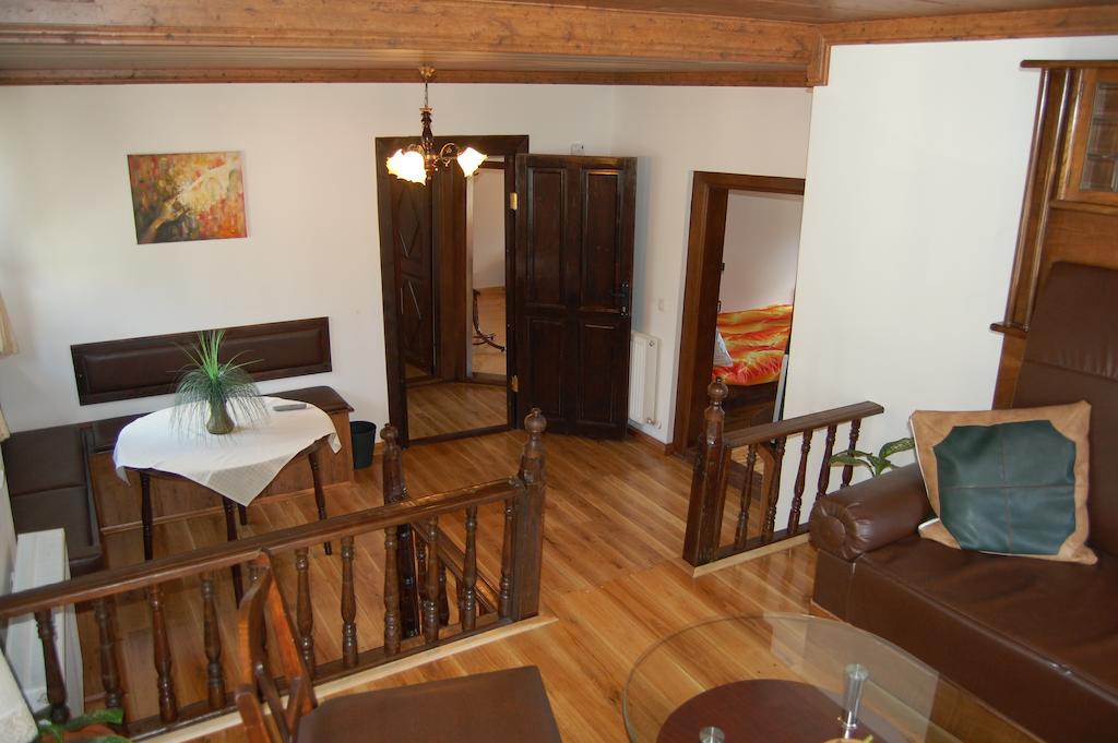 Kazasovata Guest House Tryavna Oda fotoğraf